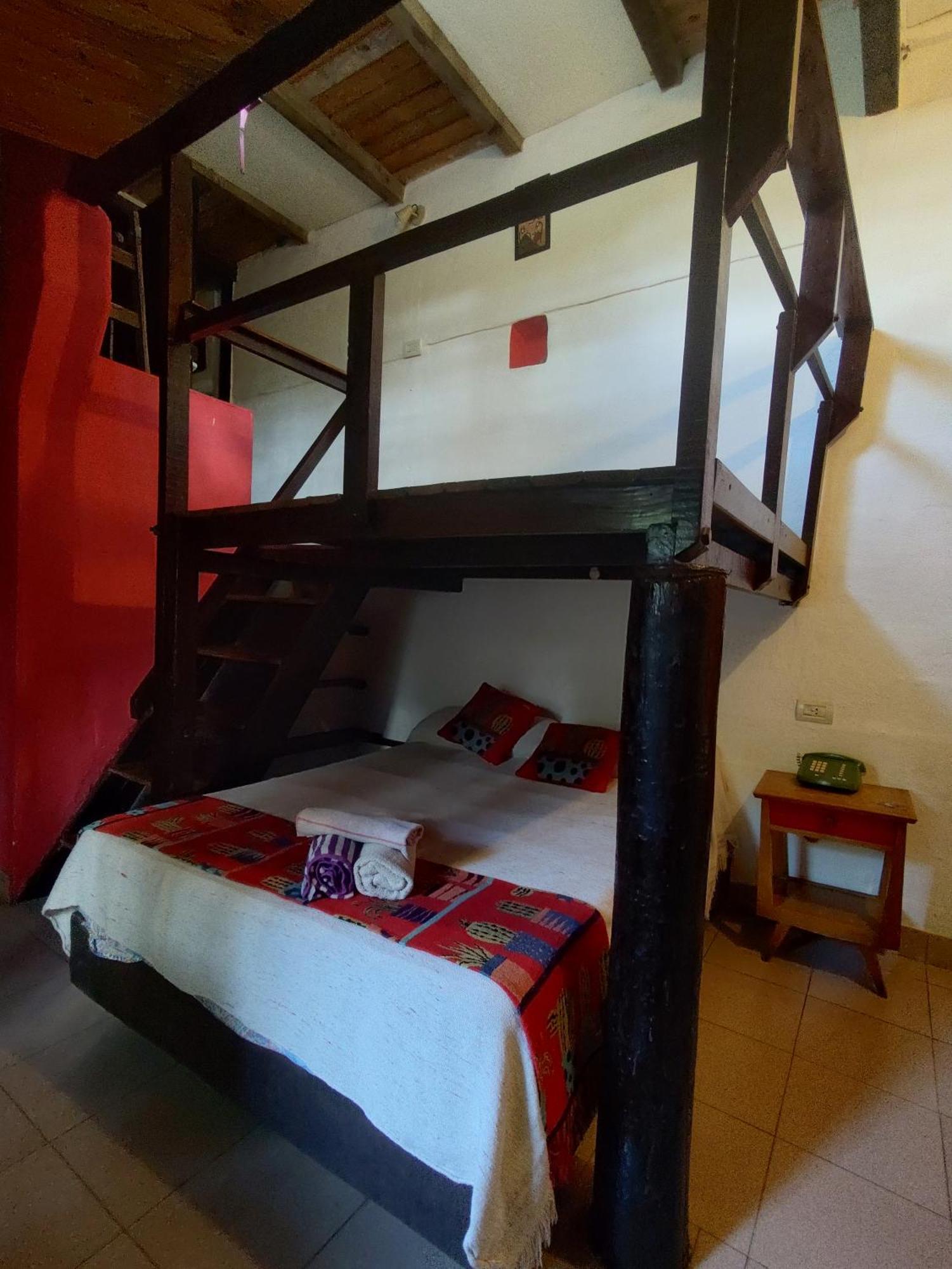 Onda Verde Hostel San Salvador de Jujuy Bagian luar foto